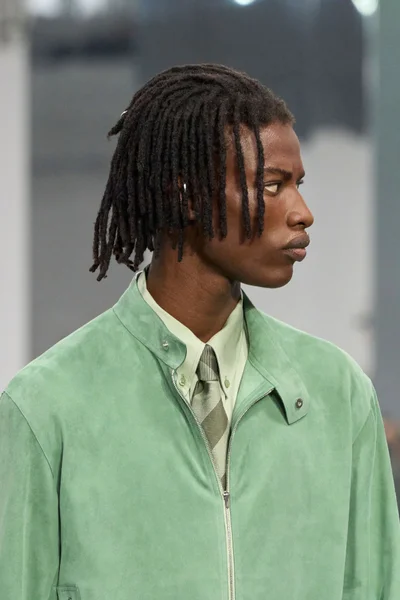 Look 83